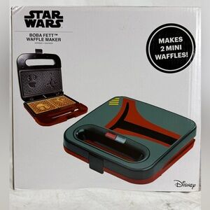 New In Box Uncanny Brands Star Wars Disney Boba Fett Double-Square Waffle Maker